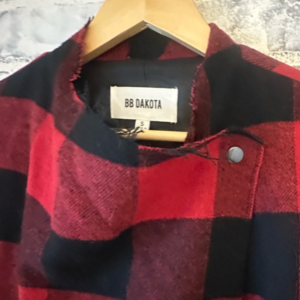 BB Dakota | Red Buffalo Plaid Light Coat + FREE scarf - Picture 4 of 9